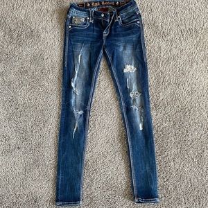 Rock Revival Skinny jeans with holes